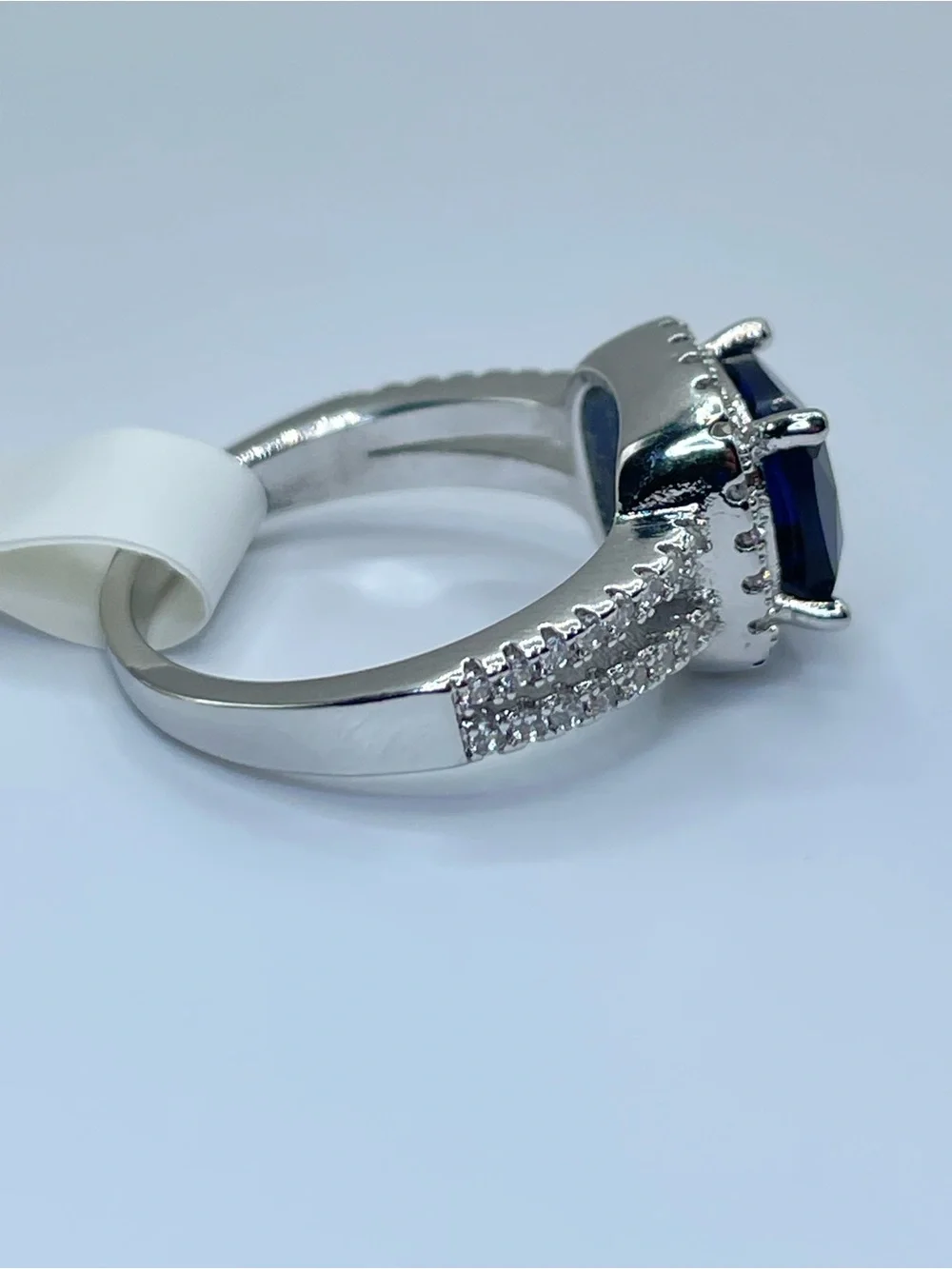 Swarovski Crystal Elements Sapphire Blue Halo Art Deco Ring Sz 5.5